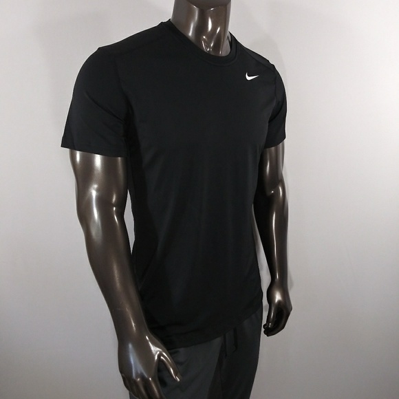 Nike DRI-FIT Workout top. - Picture 6 of 6
